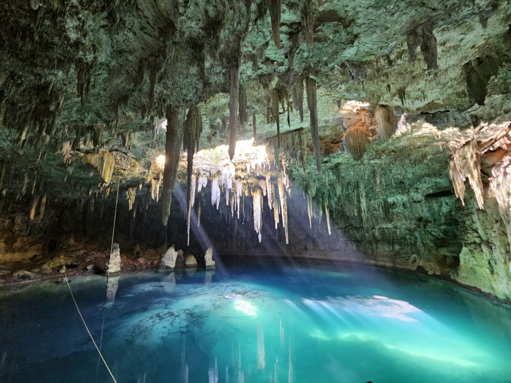 cenote chichen itxa yucatan