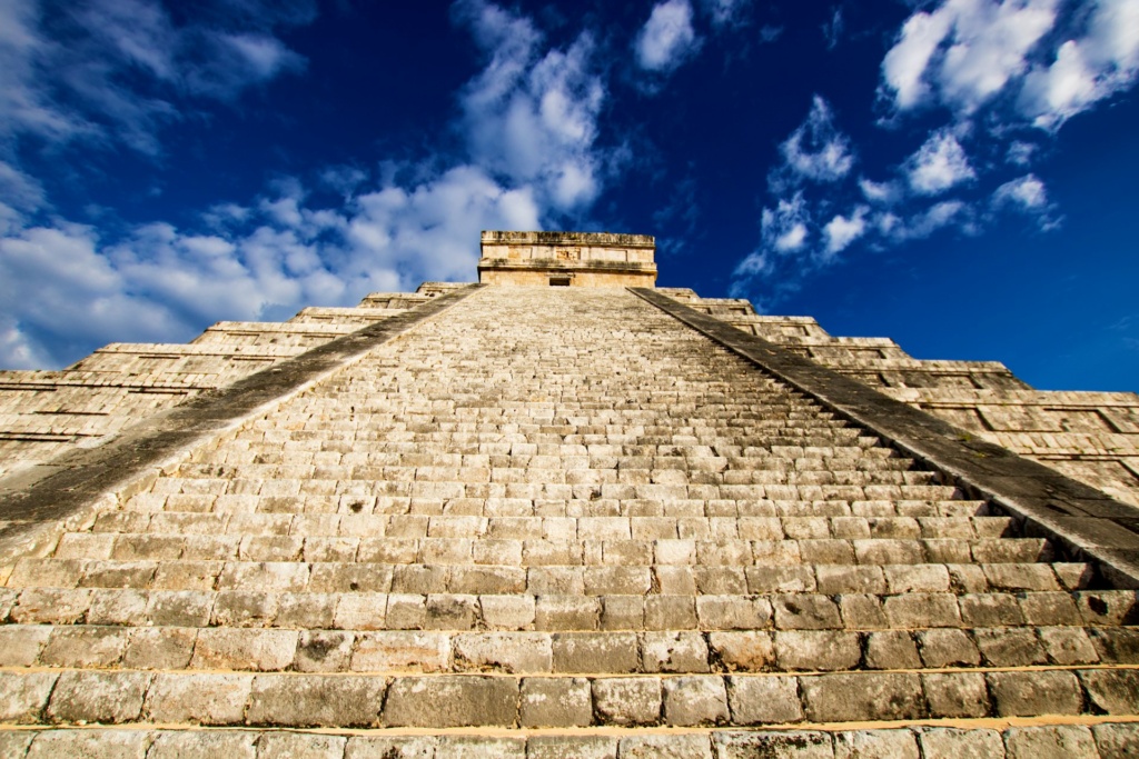 Chichén Itzá Pyramid | El Castillo Explained - Pirámide de Chichén Itzá: El Castillo explicado